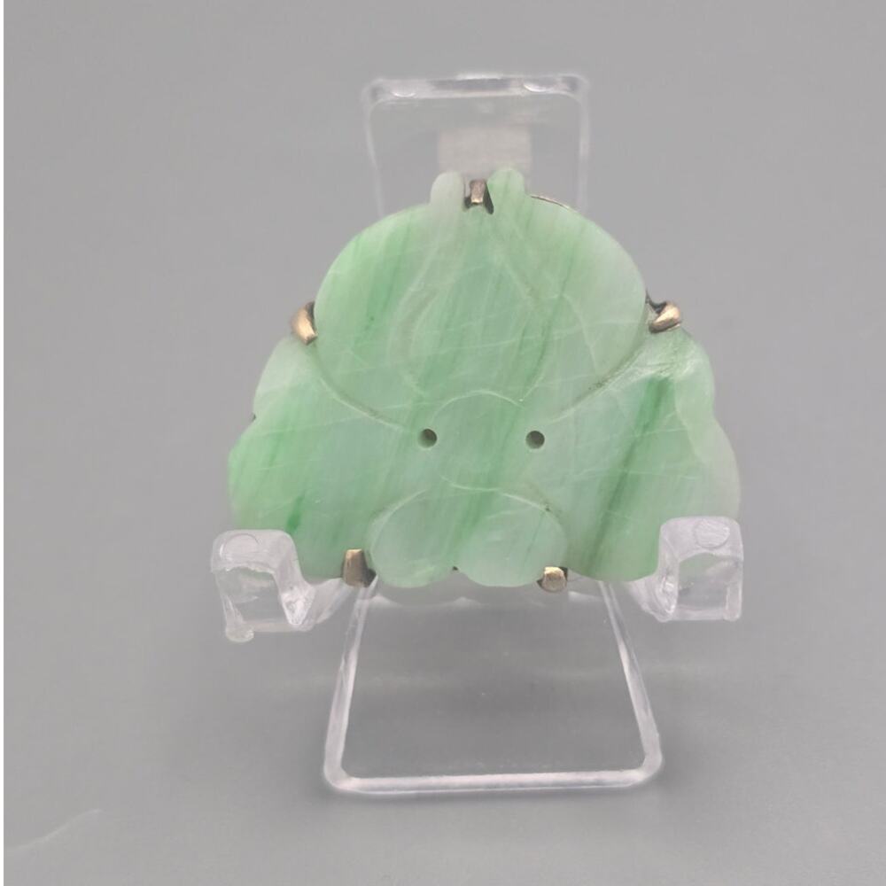 Vintage Green Jadeite Carved Floral Brooch Pin